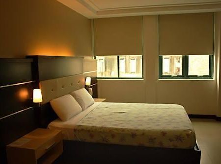 Olongapo Travel Lodge Exterior foto