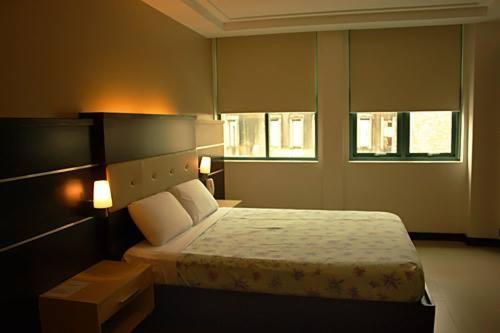 Olongapo Travel Lodge Exterior foto